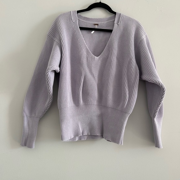 Free People Sweaters - Free People Lilac V-Neck Ribbed Sweater